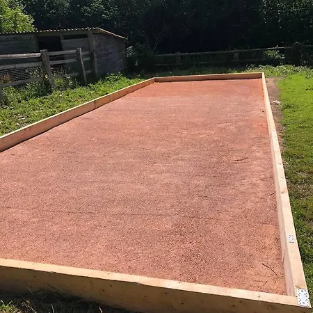 El Dorado Nyaraló Genneville